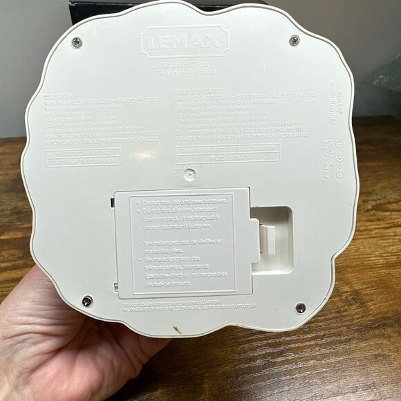 Lemax 2004 Angel’s Wings Lighted & Animated Accent Christmas Village Accent - Picture 7 of 13